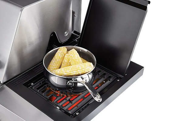 Cuisinart&reg; Gourmet 750 Barbecue Picture 14